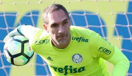 Palmeiras retoma negociação e fica próximo de renovação com Fernando Prass