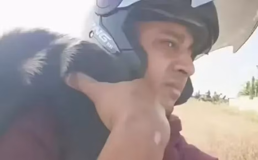 Influencer é preso após esfolar, cozinhar e comer cão de rua para viralizar no YouTube