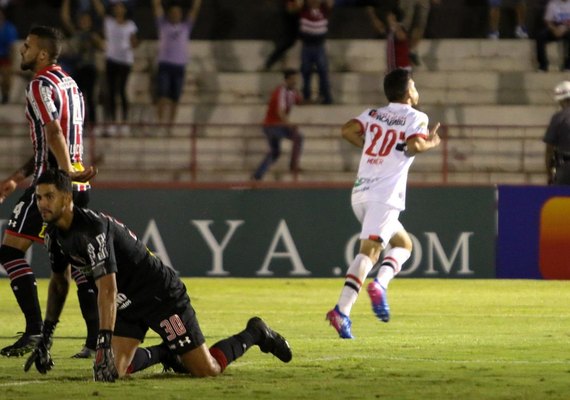 Zaga falha e São Paulo cede empate ao Botafogo em Ribeirão