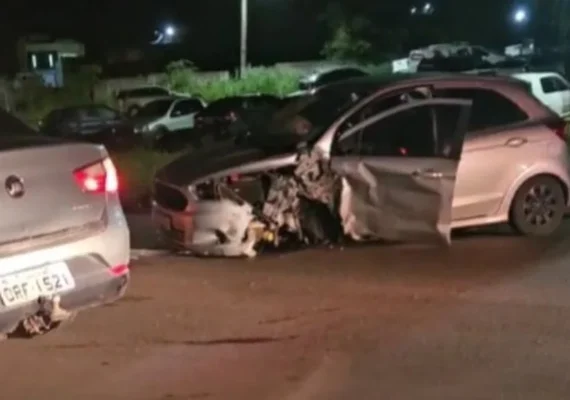 Acidente entre dois carros e uma motocicleta deixa feridos em Palmeira dos Índios