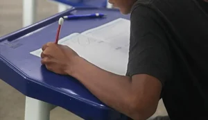 Alunos e professores participam hoje de Olimpíada de Matemática
