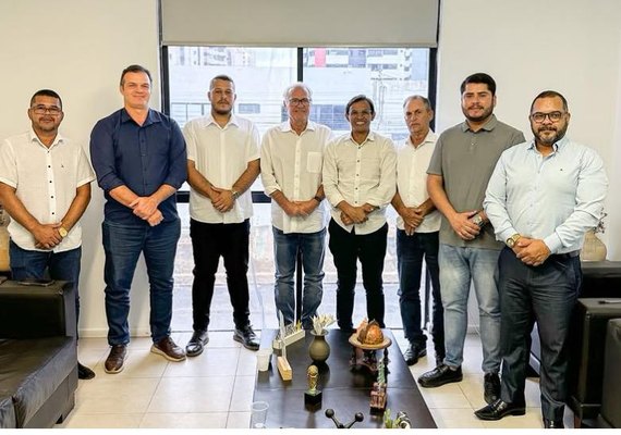 Cidade vivencia desavença política após prefeito se livrar de Antônio Albuquerque para se aliar ao grupo de Renan Calheiros