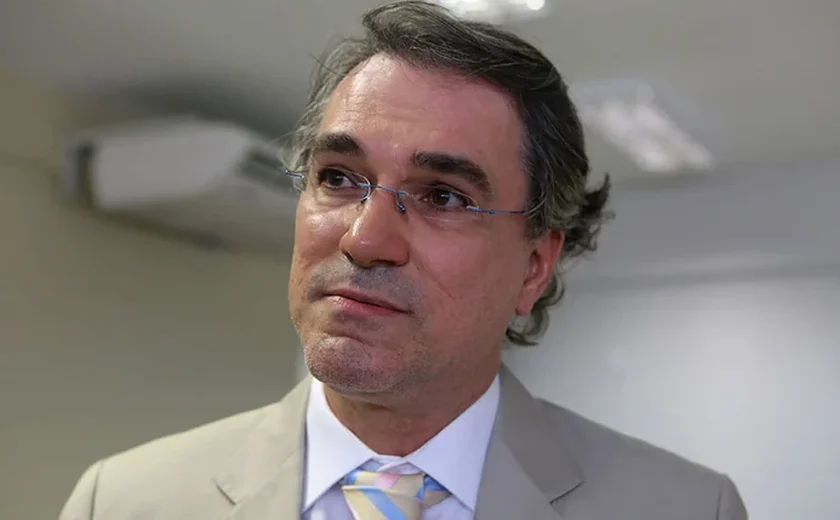 Juiz alagoano é aposentado por prática de atos de violência e intimidação