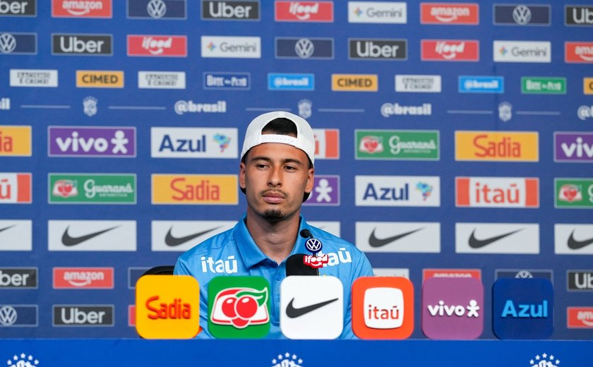 Martinelli exalta bom ambiente da Seleção e projeta partida contra a Escócia