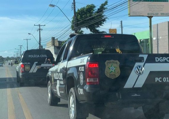 Chilena é presa pela prática de furto avaliado em R$ 2 mil contra farmácia na Pajuçara