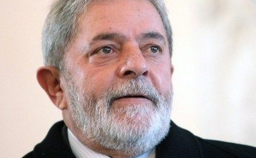 Advogado de Lula diz que há 'volúpia para encarcerar um ex-presidente'