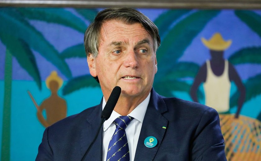 Em reunião ministerial, Bolsonaro volta a dizer que não vai aceitar o resultado da eleição