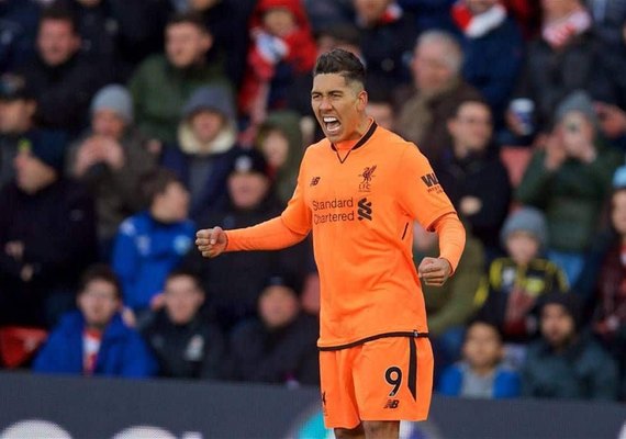 Liverpool vence Southampton com gol e assistência do alagoano Roberto Firmino