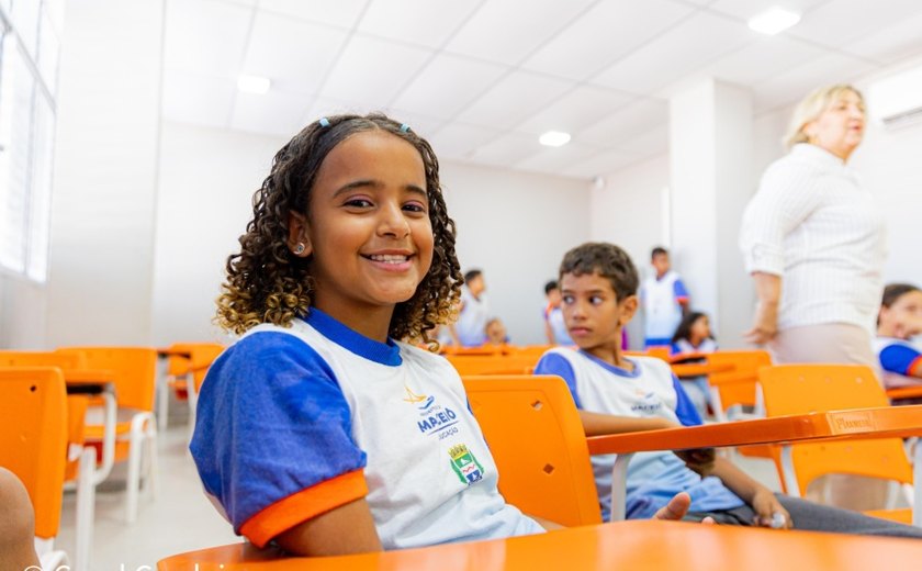 Educação de Maceió convoca mais de 350 profissionais aprovados em PSS para fortalecer rede de ensino