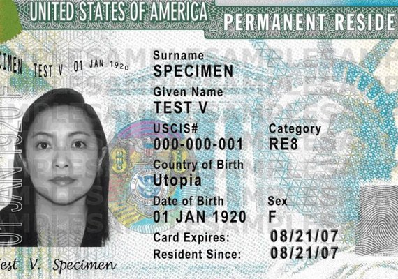 Pedidos de green card aumentam 28% entre os brasileiros em 2022