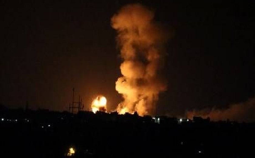Israel ataca Faixa de Gaza em retaliação a tiros do Hamas