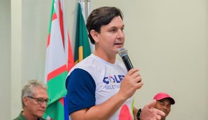 Prefeito Marcelo Beltrão anuncia reajuste do magistério em 13% e de R$ 500 para auxiliares de classe