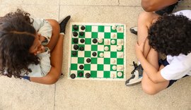 Proporção de crianças com celular cai; segurança é motivo mais citado