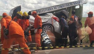 Biomédica morre e mais duas pessoas ficam feridas em acidente na AL-220