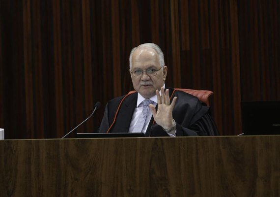 Fachin rejeita julgamento presencial de recurso de Lula no STF