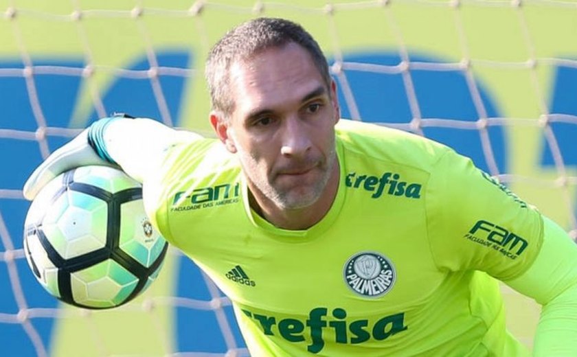 Palmeiras retoma negociação e fica próximo de renovação com Fernando Prass