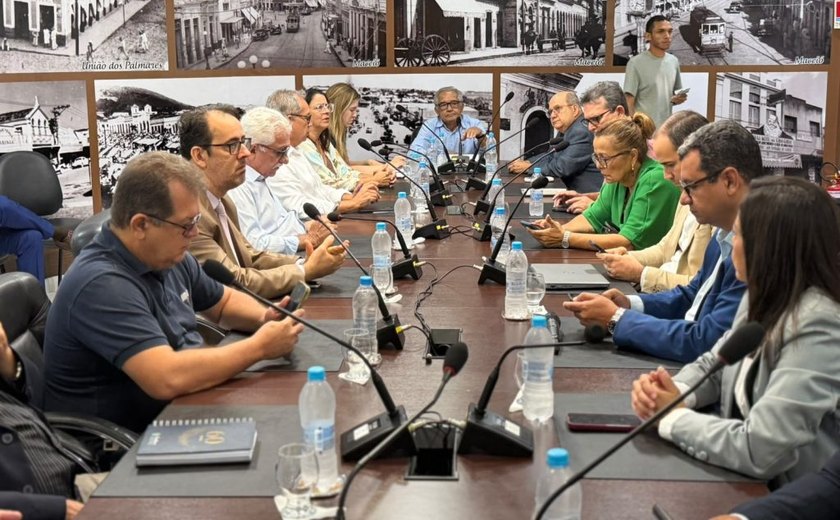 Fecomércio e Sirecom recebem visita da presidente da Frente Parlamentar em Defesa do Comércio