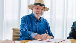 Lula diz que Globo de Ouro não poderia ter vindo em melhor momento