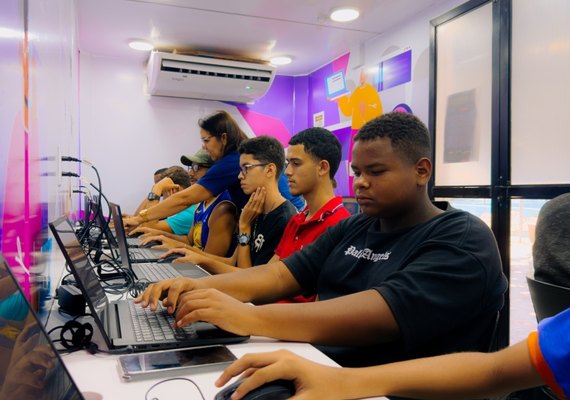 Tech Massa retoma atividades e leva cursos gratuitos ao Benedito Bentes e ao Rio Novo