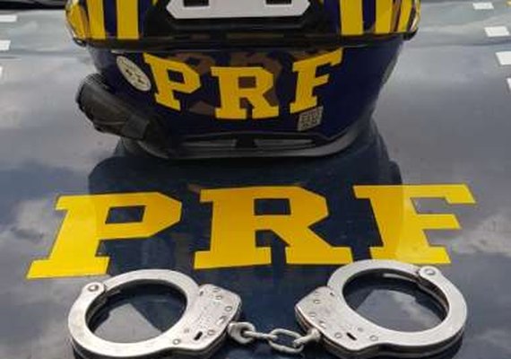 PRF prende foragido da Justiça em Rio Largo