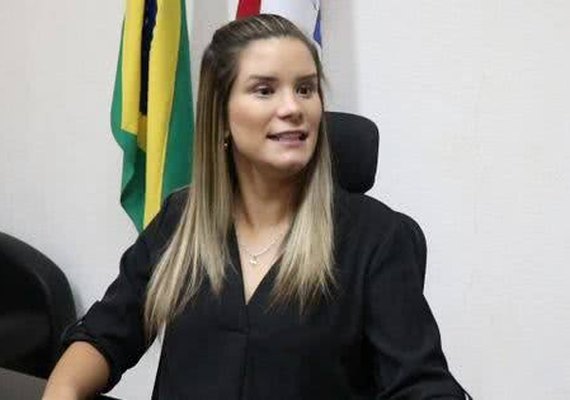 TRE-AL rejeita pedido de adiamento e mantém julgamento de recurso que pode cassar prefeita de Atalaia