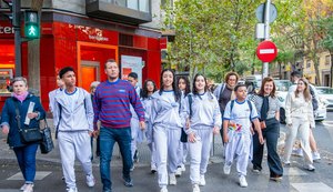 Em Madrid, estudantes da Escola de Línguas de Murici vivem primeiros dias de aula