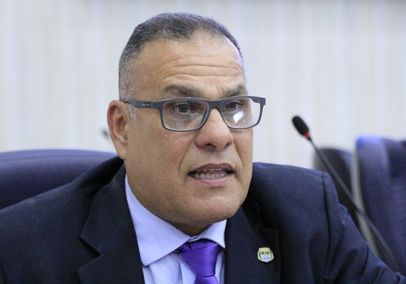 PL desiste de cassar mandatos de vereadores