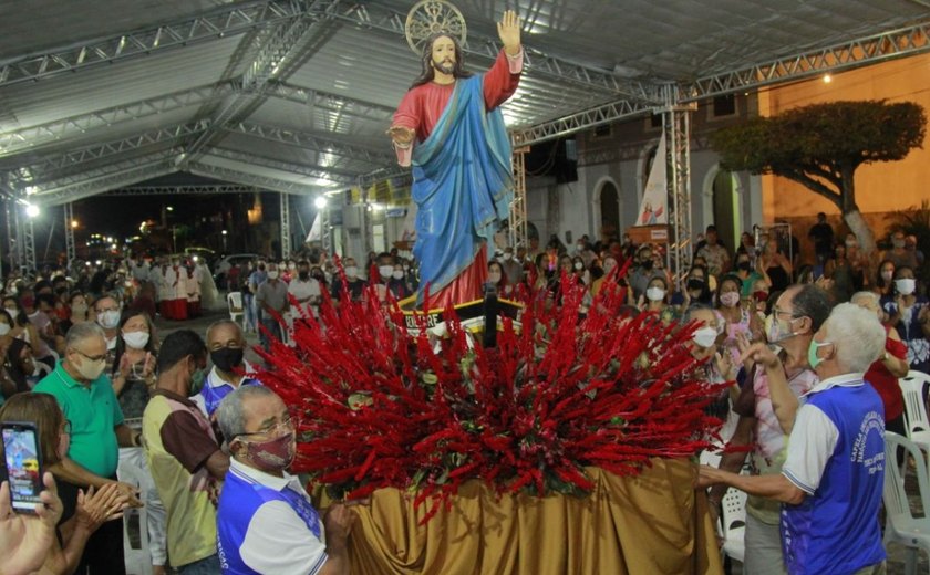 Louvor ao Bom Jesus dos Navegantes é transmitido em redes sociais e emissoras de rádio