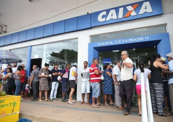 Mais de 3 mi de trabalhadores sacaram R$ 4,8 bi de contas inativas do FGTS