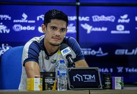 CSA confia na evolução sob comando de Moacir Júnior