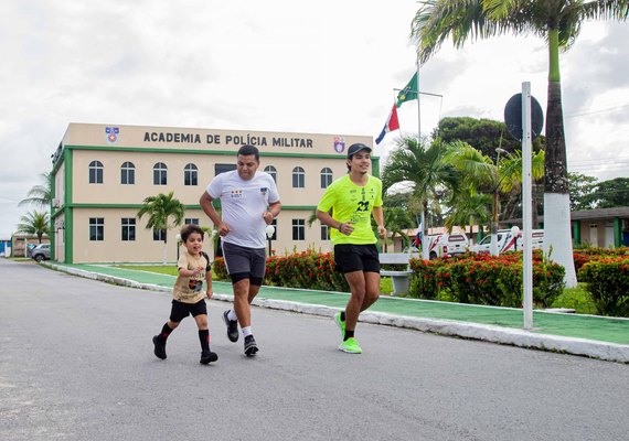 Esporte une e reforça laços entre pais policiais militares e seus filhos