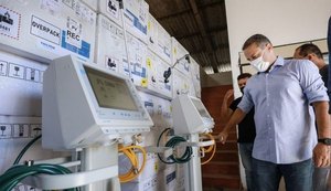 Chegada de novos respiradores garante abertura de mais 40 leitos de UTI para Covid em AL