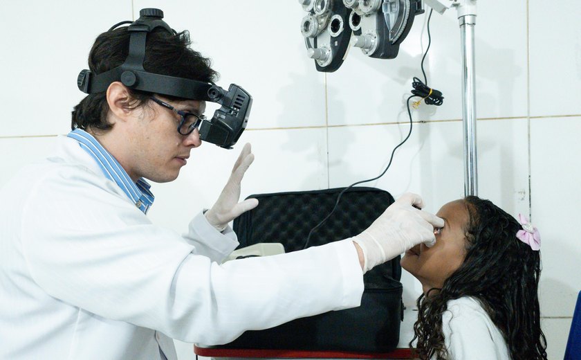 Maragogi realiza exames oftalmológicos em 350 crianças da rede municipal de ensino