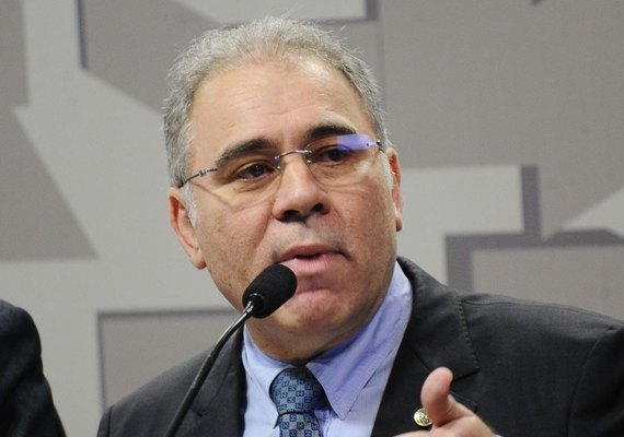 Bolsonaro anuncia Marcelo Queiroga como novo ministro da Saúde