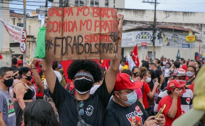 População retorna às ruas neste sábado (24) em novo protesto contra Bolsonaro em Maceió