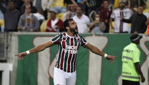 Henrique Dourado brilha e Fluminense vence o Atlético-MG no Maracanã