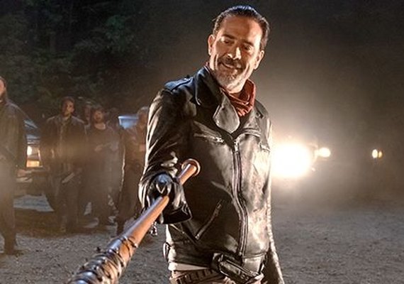 “The Walking Dead': Vítimas de Negan e o próprio vilão comentam mortes chocantes