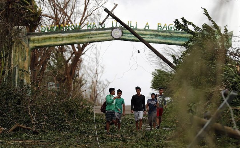 74 pessoas morrem em tufão nas Filipinas