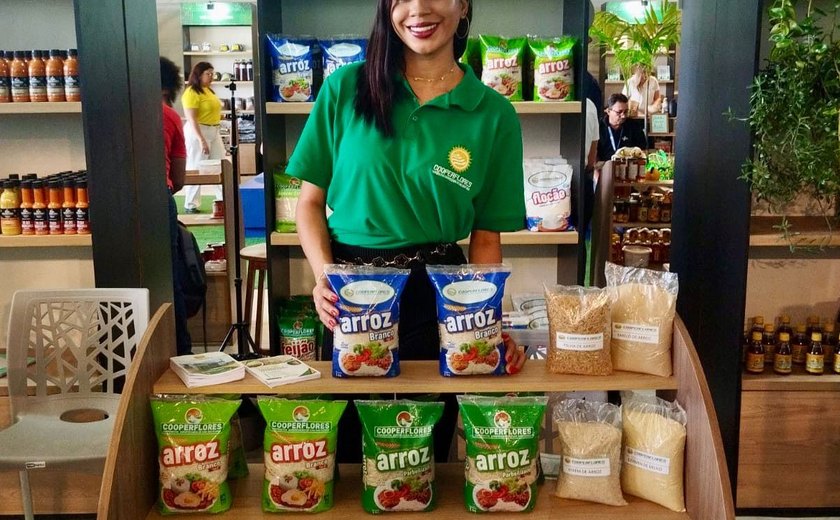 Cooperativa participa do Sealba Show e fortaleceu presença no cenário agrícola regional