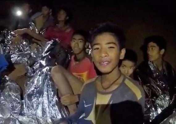 Meninos resgatados de caverna não irão à final da Copa do Mundo