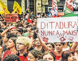 Campanha do PT vai às ruas para 'virar voto'