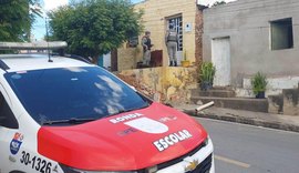 Homem invade casa e força porta de quarto de moradora em Maceió