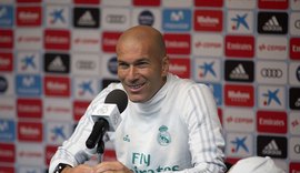 Em entrevista coletiva, Zidane confirma saída de Danilo do Real Madrid