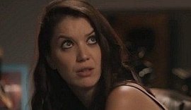'Rock Story': Vem por aí! Vingativa, Lorena seduz bandido para matar Alex