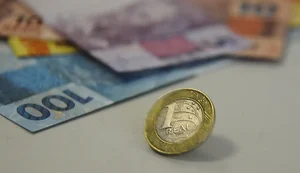 Receita paga lote da malha fina do Imposto de Renda nesta segunda