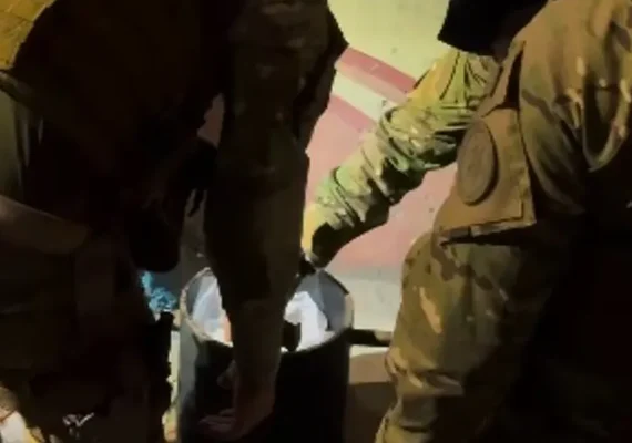 Artefatos explosivos são apreendidos com torcedores após jogo entre CSA e Náutico