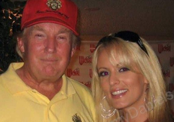 Atriz pornô envolvida com Trump ameaça falar