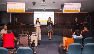 Seção +Q Inclusiva: pessoas com deficiência participam de treinamento para atuar como mesários