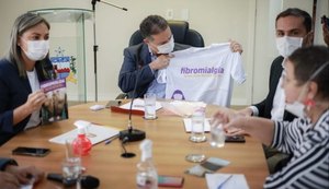 Fibromialgia: lei garante acesso a filas preferenciais e vagas de estacionamento