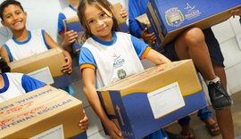 Educação distribui 6.932 kits escolares, materiais pedagógicos e equipamentos